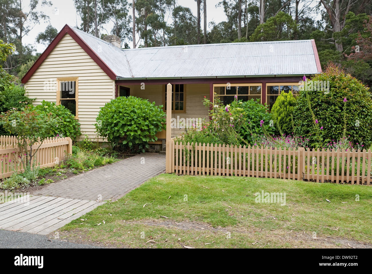 Replica di Canadian Cottage, Port Arthur, sito storico, Tasmania, Australia Foto Stock