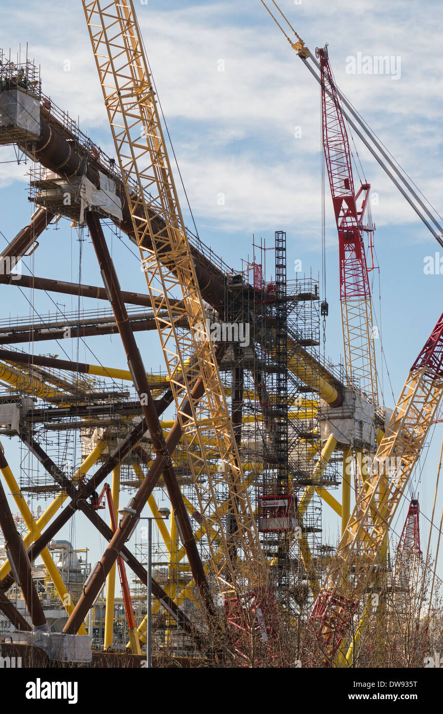Costruzione di un offshore di petrolio o di gas offshore rig gruppo Newcastle Adriano cantiere, Wallsend, North East England Regno Unito Foto Stock