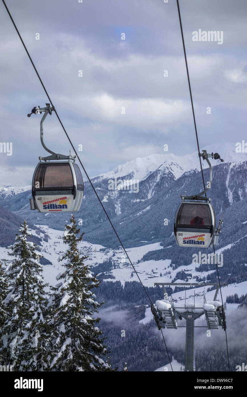 Thurntaler Skigebiet Sillian telecabina, Sillian, Tirolo, Austria Foto Stock