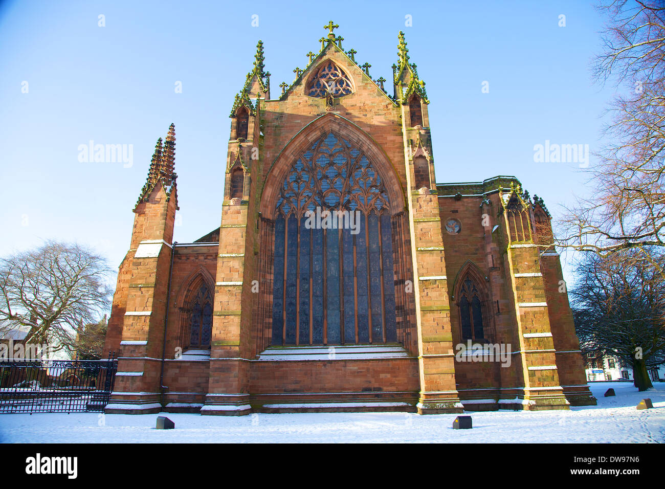 Cattedrale di Carlisle nella neve. Carlisle, Cumbria, England, Regno Unito, Gran Bretagna Foto Stock