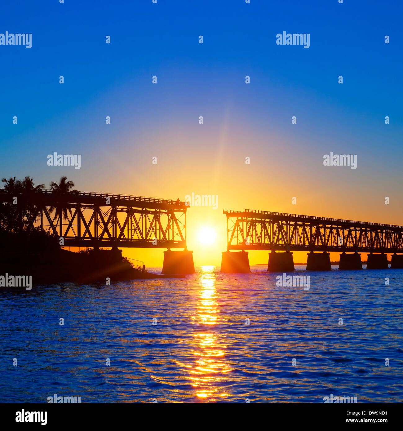 Tramonto colorato con il famoso ponte rotto, Key West Foto Stock
