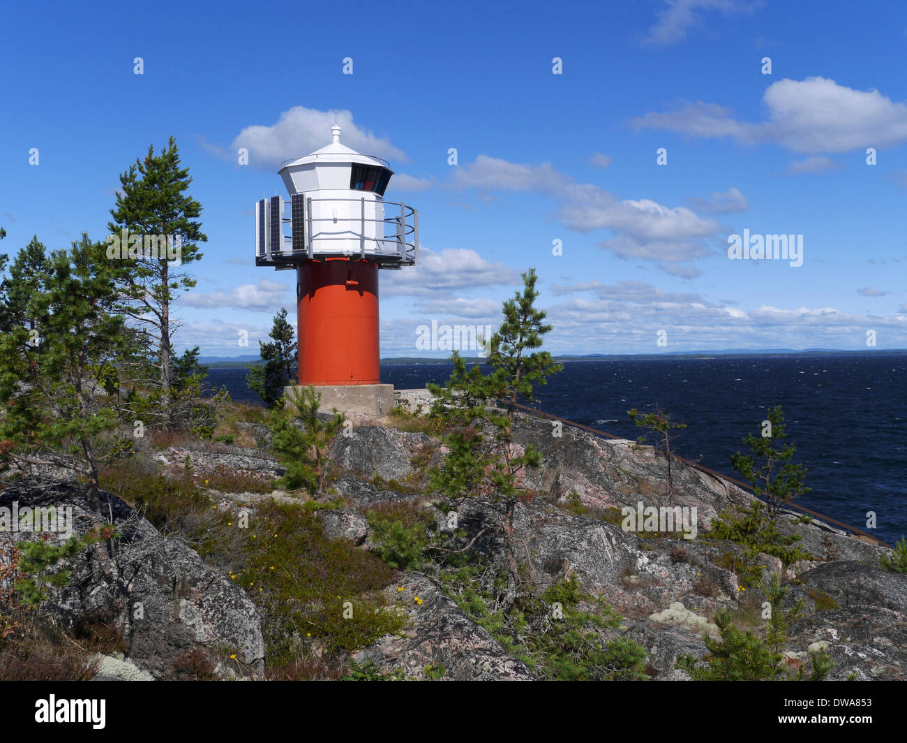 Fari a luce rotante a kråkön, hudiksvall, Gävleborgs län, hälsingland, Golfo di Botnia, Svezia Foto Stock