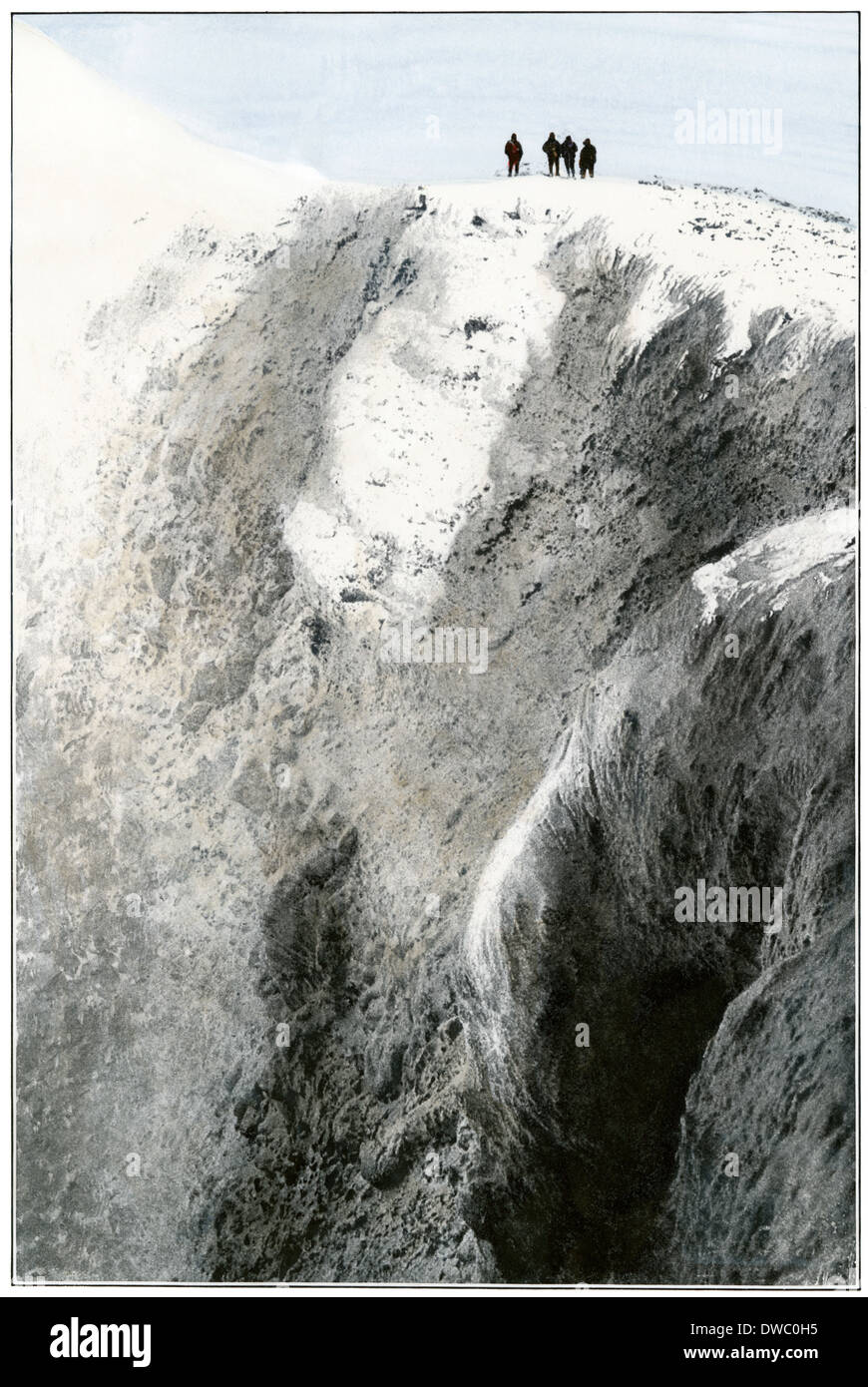 Shackleton uomini diventano il primo sulla cima di Mt Erebus, un vulcano in Antartide, 1908. Colorate a mano i mezzitoni di una fotografia Foto Stock