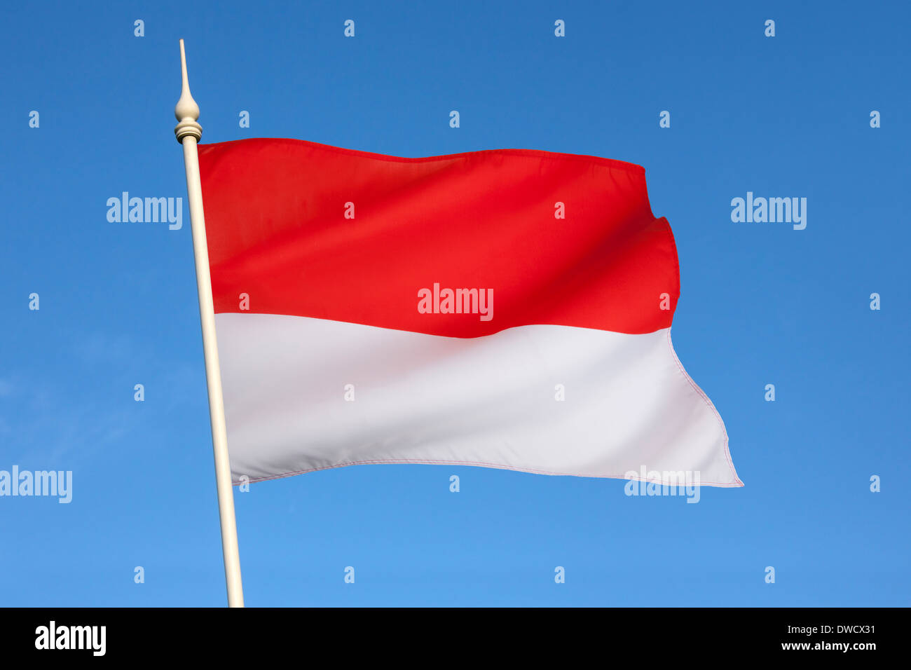 La bandiera nazionale di Indonesia Foto Stock