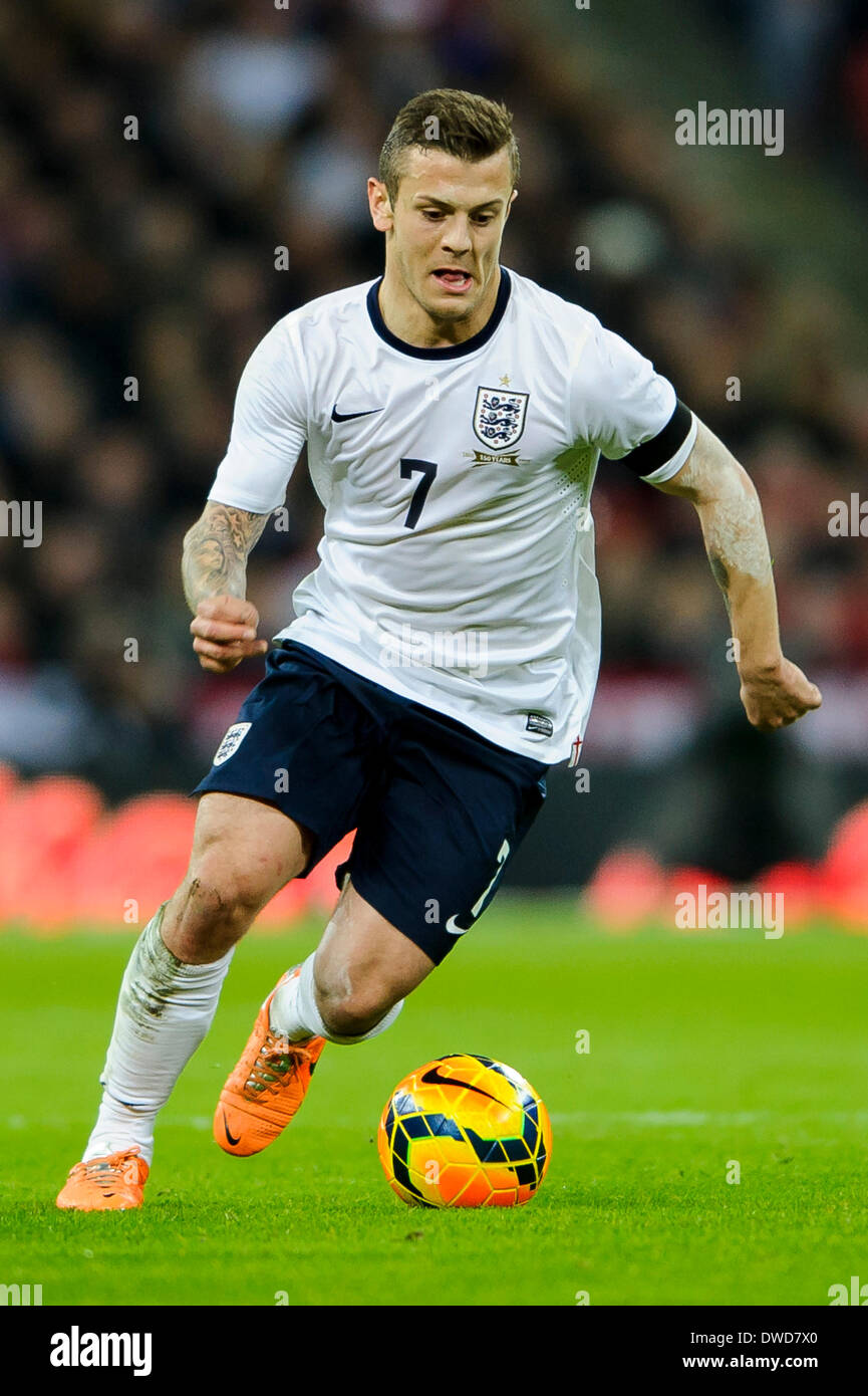 Londra, Regno Unito. 05 Mar, 2014. Jack Wilshere dell'Inghilterra (Arsenal) in azione durante l'amichevole internazionale fixture tra Inghilterra e Danimarca dallo stadio di Wembley. Credito: Azione Sport Plus/Alamy Live News Foto Stock