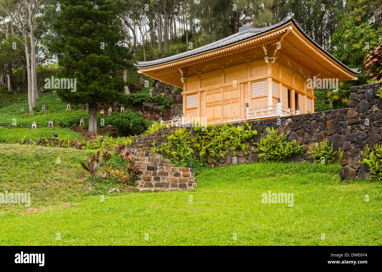 Lawai Centro Internazionale, Kauai, Hawaii, Stati Uniti d'America - La Sala della compassione, una replica del santuario buddista in Shikoku, Giappone Foto Stock