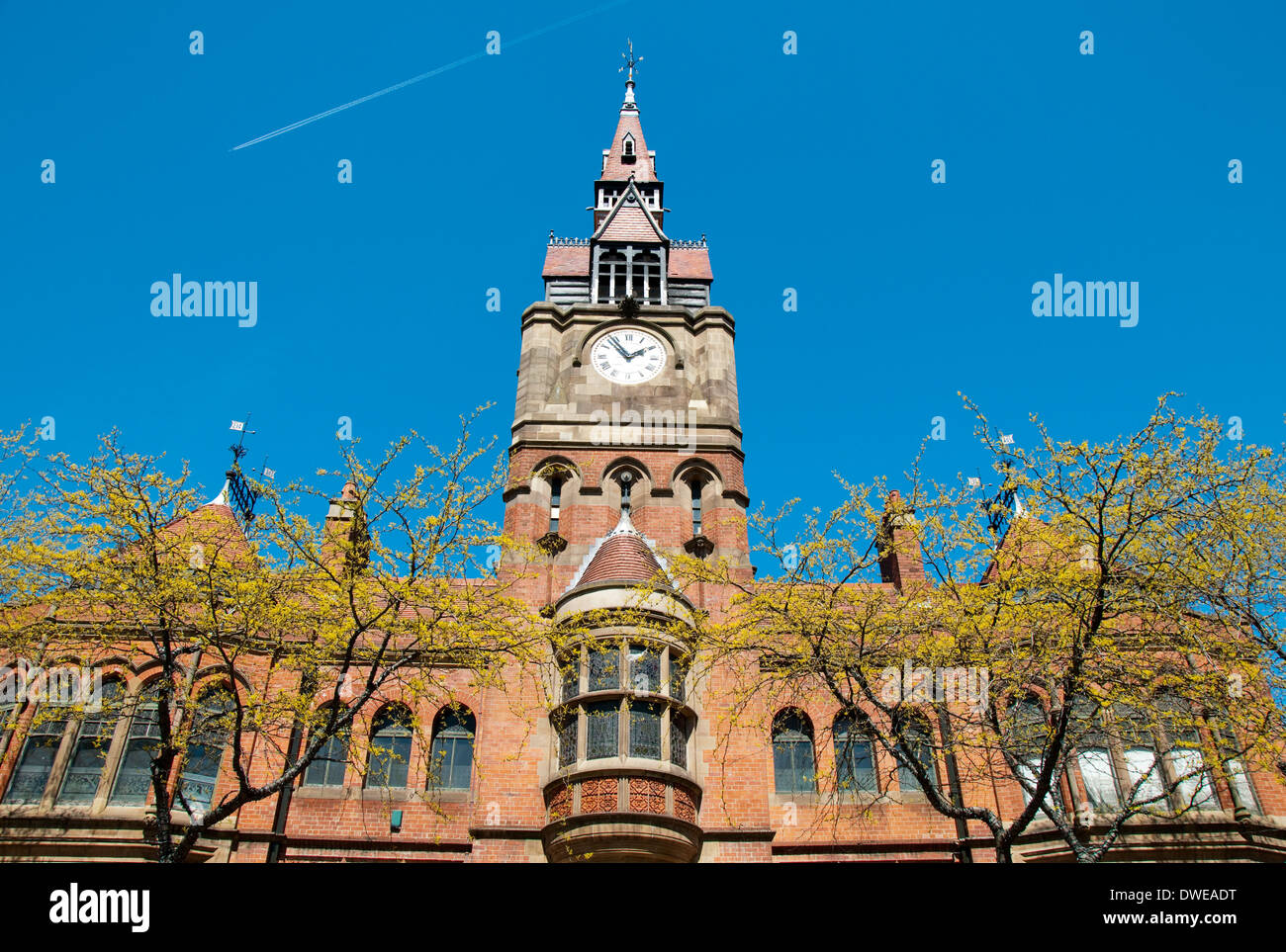 Derby Museo e Galleria d'arte con il Franco torre fiamminga e ingresso alla biblioteca della Wardwick, DERBYSHIRE REGNO UNITO Inghilterra Foto Stock