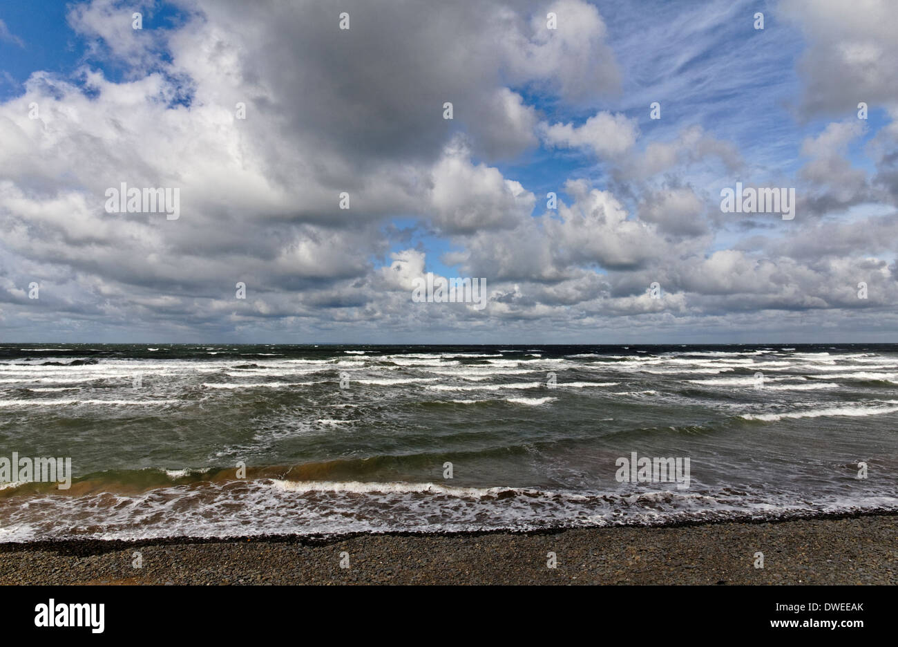 La spiaggia e il mare a Condino, Devon, Inghilterra Foto Stock