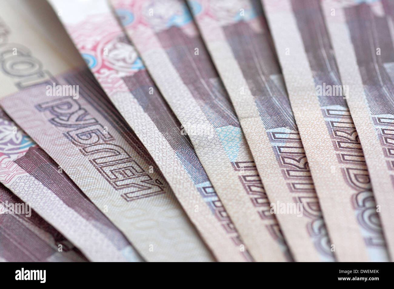 A forma di ventola cinquecento rubli banconote Foto Stock