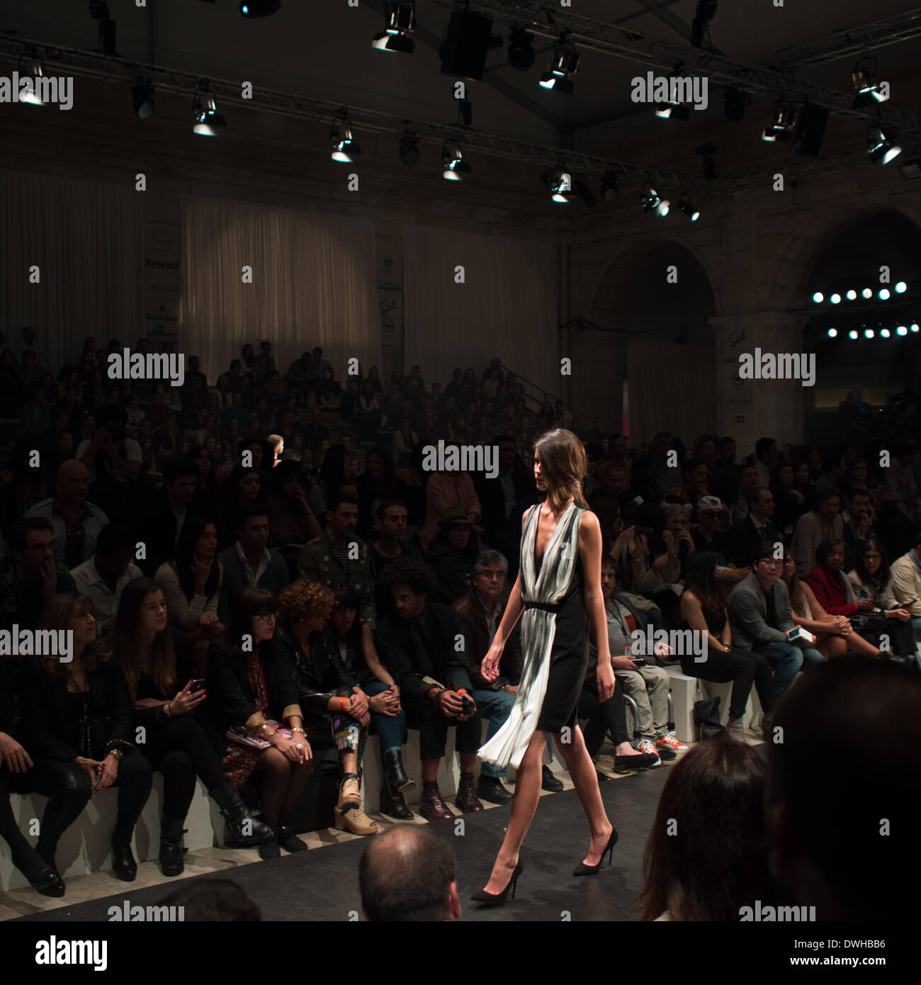 8 marzo 2014, Lisbona Fashion Week AW 2014 Lukasz Jemiol visualizza Foto Stock