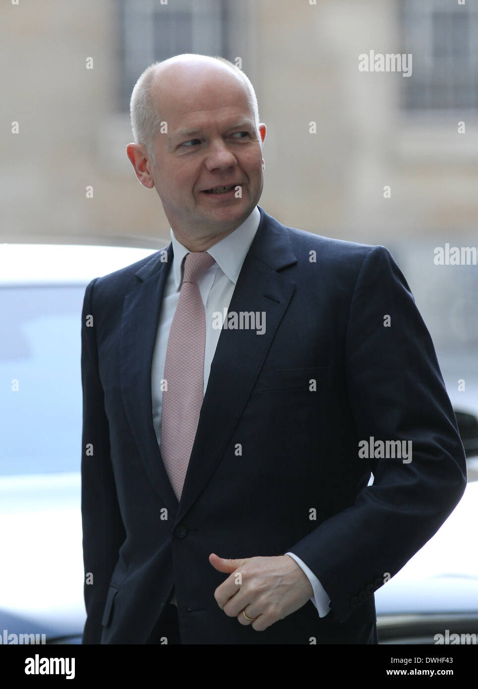 Londra, UK, 9 marzo 2014. William Hague il Segretario di Stato per il Foreign & Commonwealth Affairs visto arrivare per la BBC Andrew Marr show all'edificio della BBC. Foto Stock