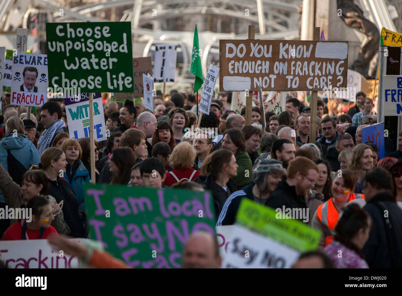 Anti-fracking dimostrazione in Manchester. Foto Stock