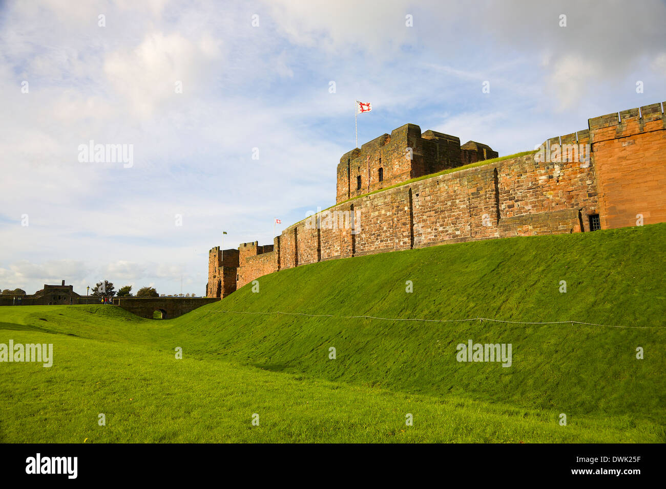 Fossato davanti a Carlisle Castle. Carlisle Cumbria Inghilterra Regno Unito Gran Bretagna. Foto Stock