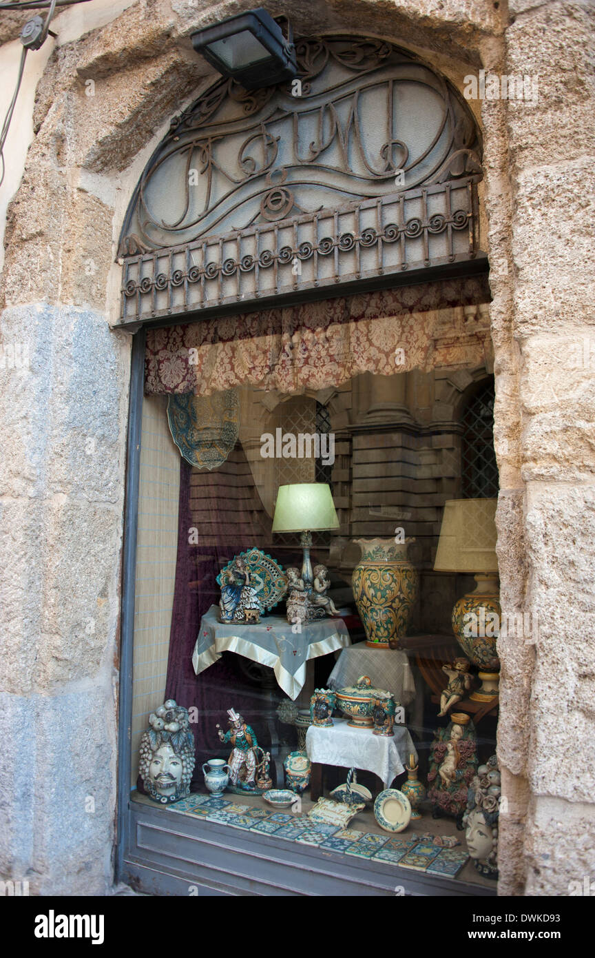 Vetrina, Caltagirone Foto Stock