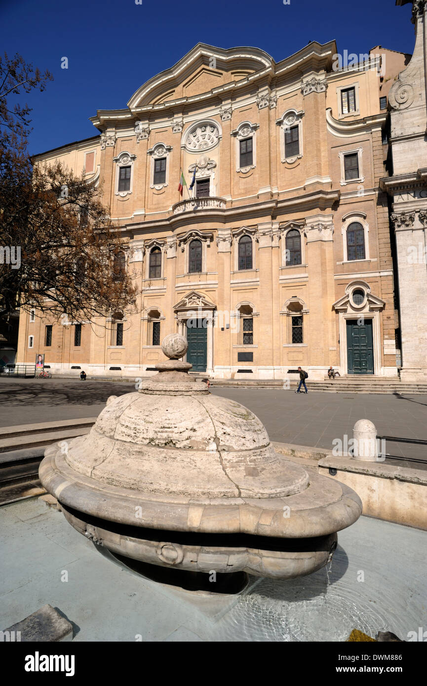 Italia, Roma, Piazza della Chiesa Nuova, Fontana di Giacomo della porta (1581 d.C.) e Oratorio dei Filippini (Borromini, XVII sec.) Foto Stock