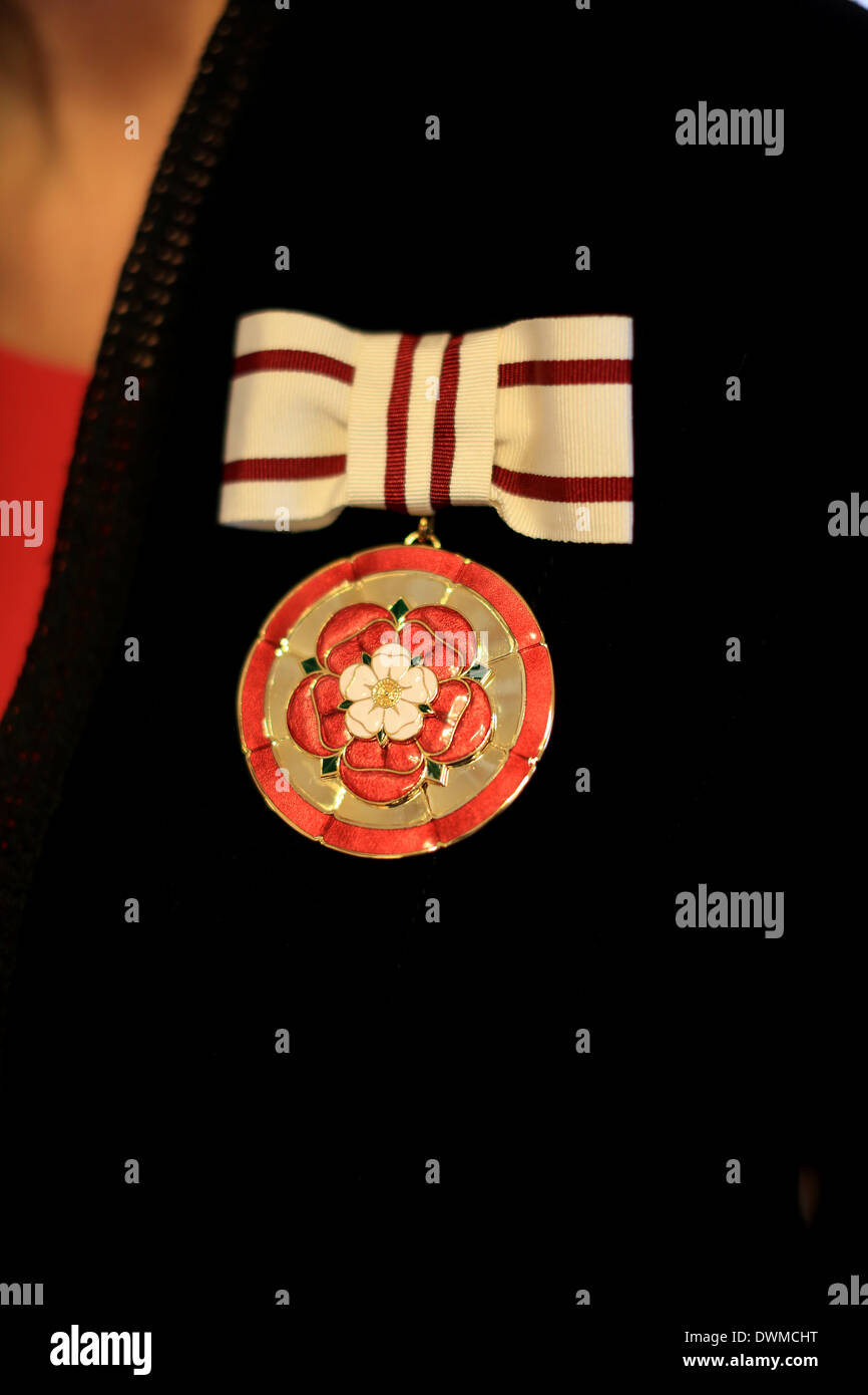 Il monogramma di Sua Maestà, Lord-Lieutenants utilizzati dai rappresentanti di sesso femminile Foto Stock