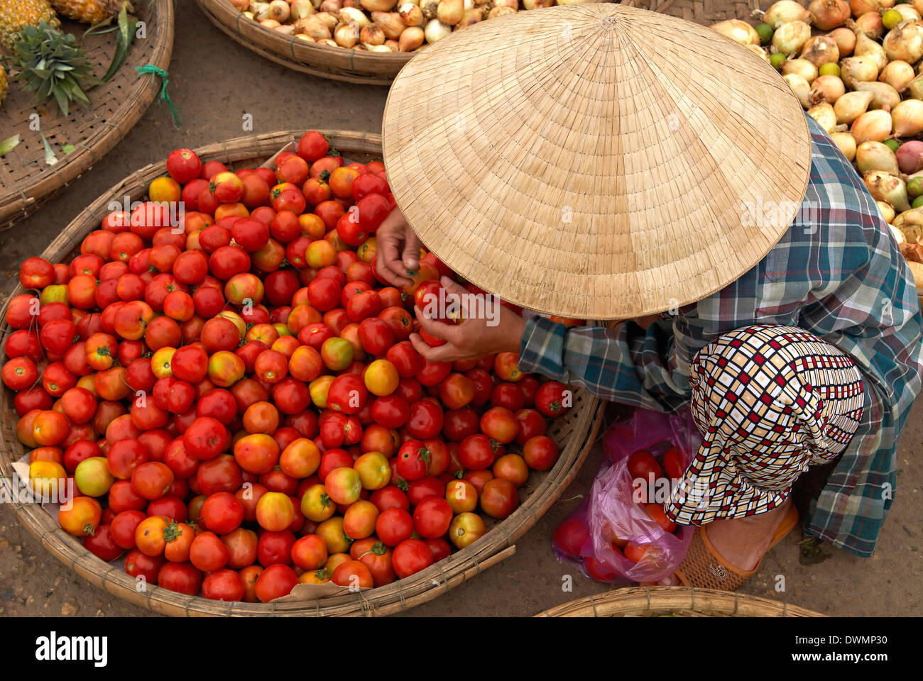 Dong Ba market, tonalità, Vietnam, Indocina, Asia sud-orientale, Asia Foto Stock