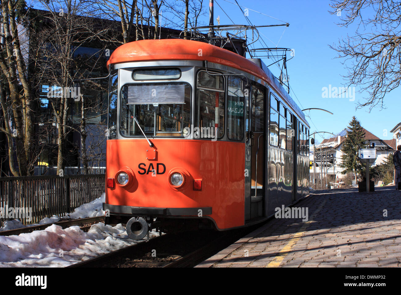 Il 'Rittnerbahn' (Rittner Schmalspurbahn / trenino del Renon ) - uno storico tram di montagna Foto Stock