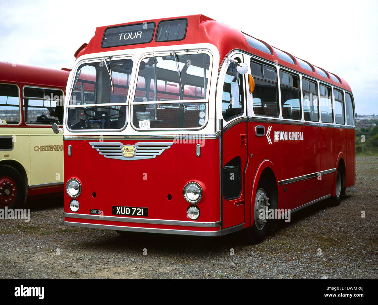 Bristol autobus e camion Logo. Pullman orientale opere segno limitata. Bristol MW Bus con corpo ECW Foto Stock