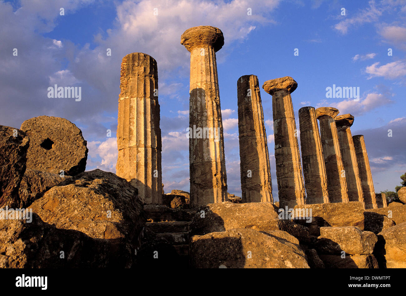 Hercules (Eracle) Tempio, Valle dei Templi, Agrigento, Sito Patrimonio Mondiale dell'UNESCO, Sicilia, Italia, Europa Foto Stock