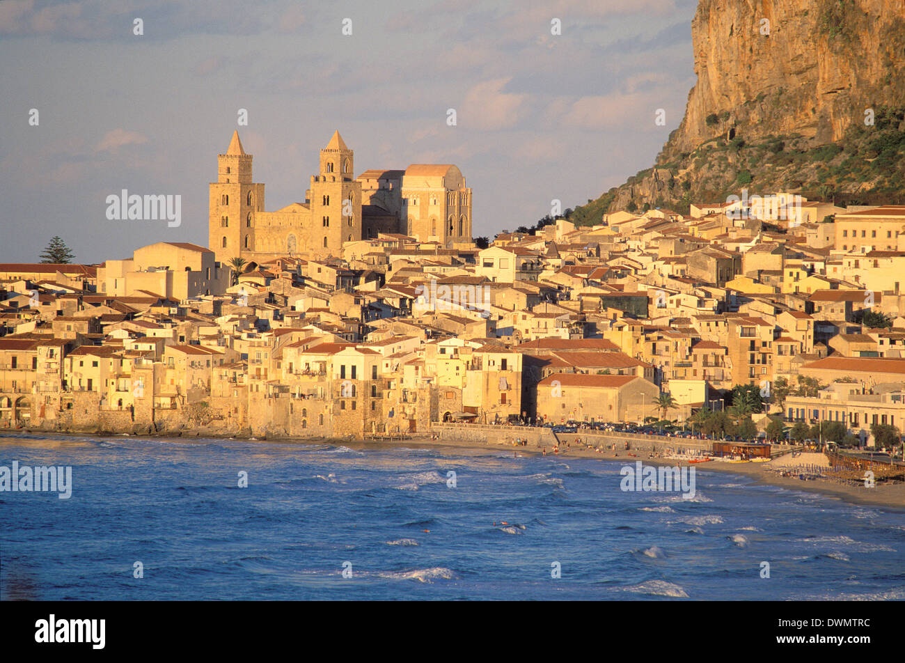 Cefalù, distretto di Palermo, Sicilia, Italia, Mediterraneo, Europa Foto Stock
