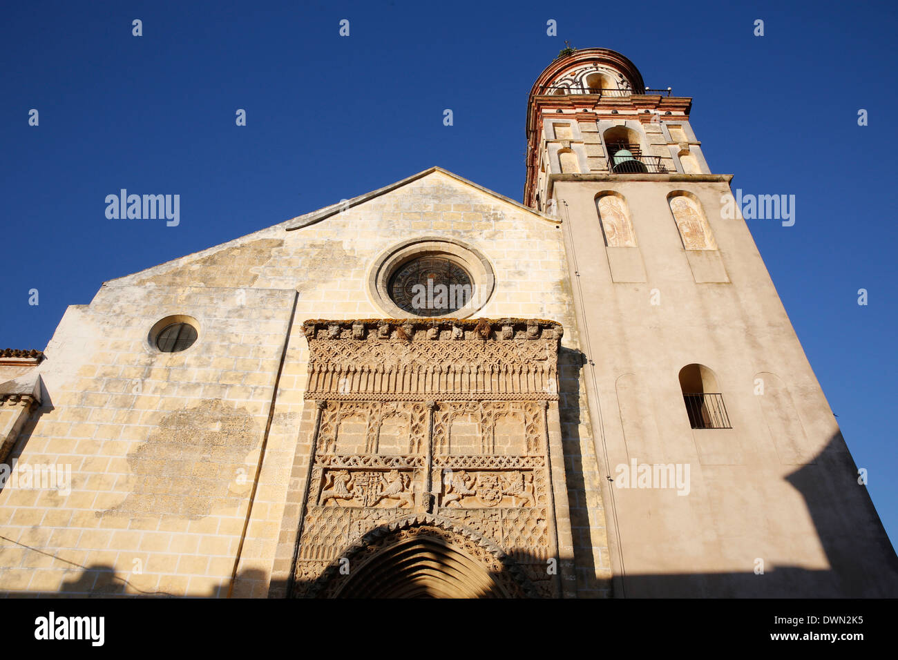 Il XIV secolo Gothic-Mudejar chiesa di Nuestra Senora de la O, Sanlucar de barrameda andalusia, Europa Foto Stock
