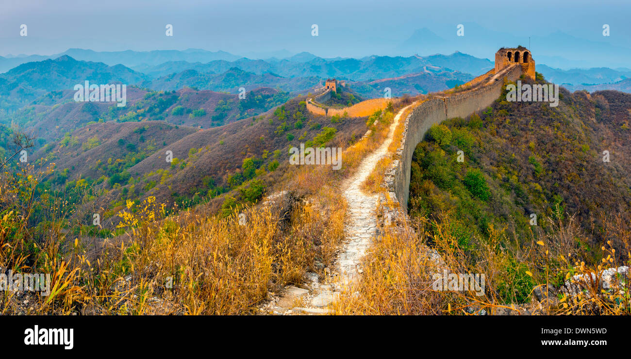 Gubeikou a Jinshanling sezione della Grande Muraglia Cinese, sito UNESCO, Contea di Miyun, Municipalità di Pechino, Cina Foto Stock