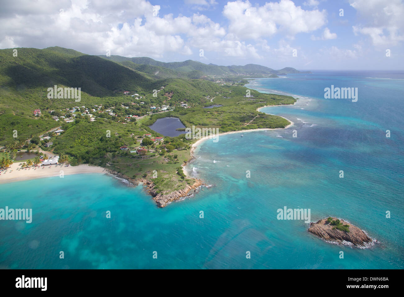 Vista sulla Spiaggia tornitori e Johnson punto, Antigua, Isole Sottovento, West Indies, dei Caraibi e America centrale Foto Stock