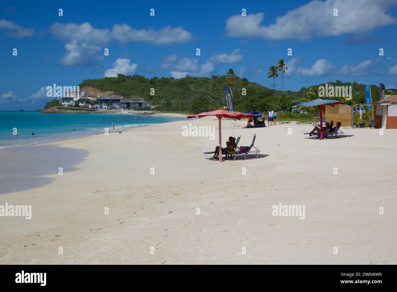Spiaggia di legno scuro, St. Johns, Antigua, Isole Sottovento, West Indies, dei Caraibi e America centrale Foto Stock