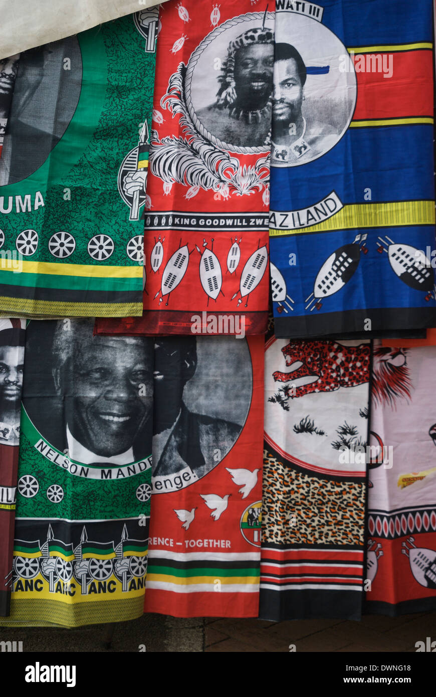 I tessuti tradizionali per la vendita, Durban, Sud Africa, 2011 Foto Stock