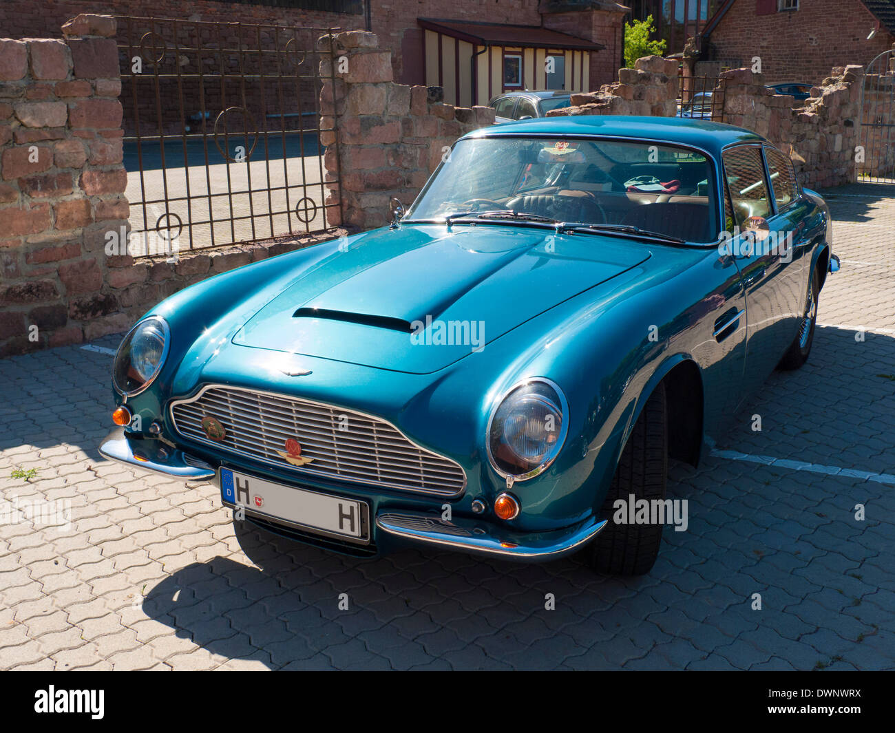 Aston Martin DB6 MKII Saloon, costruito nel 1969-1970, Hesse, Germania Foto Stock