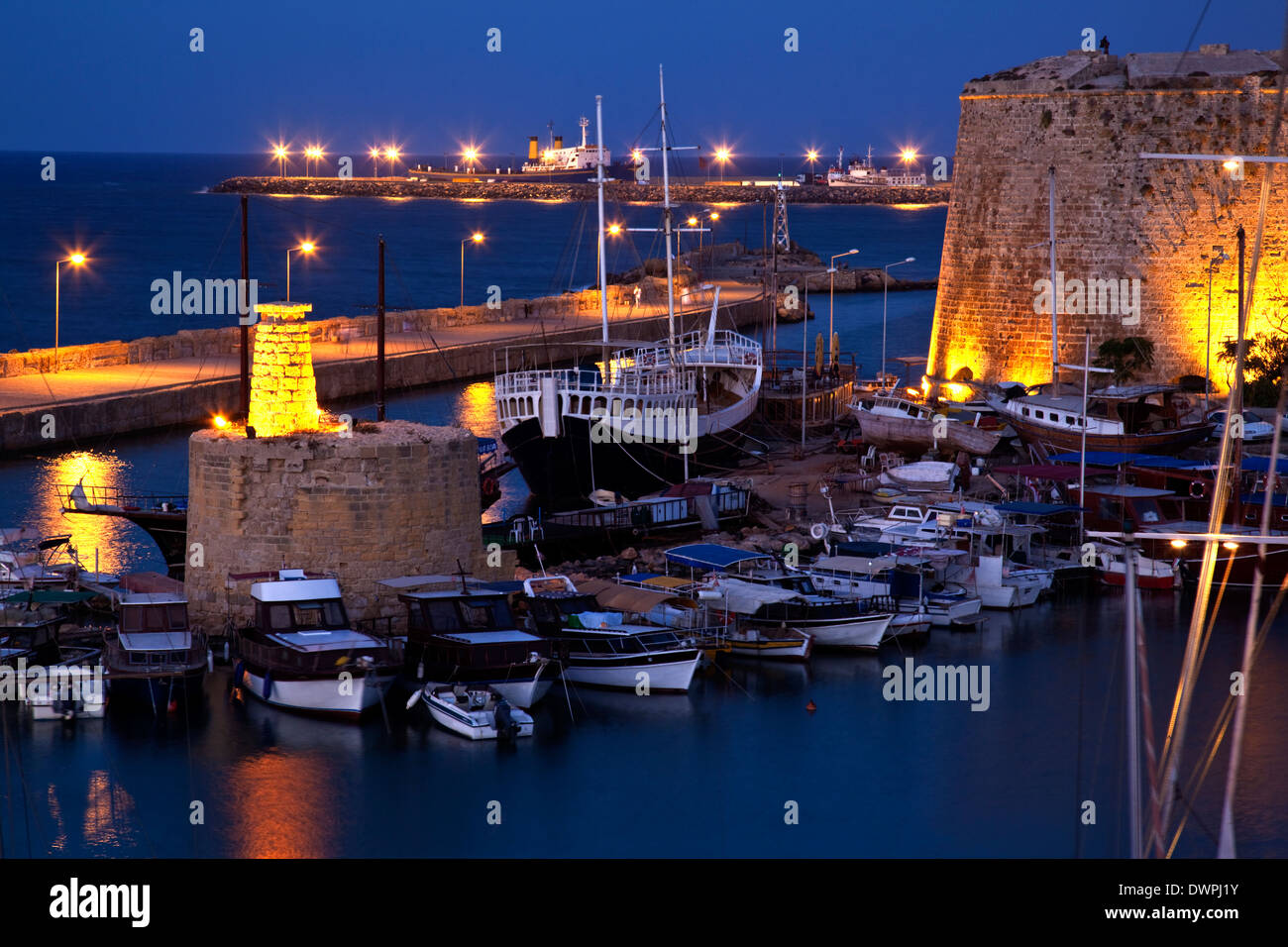 Il porto di Kyrenia (Girne) nella Repubblica Turca di Cipro del Nord. Foto Stock
