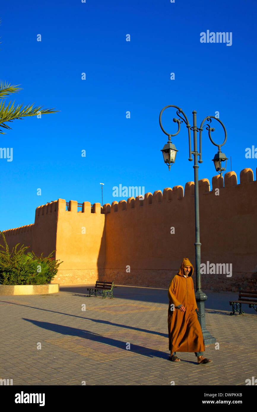 Mura della città vecchia, Tiznit, Marocco, Africa del Nord Foto Stock