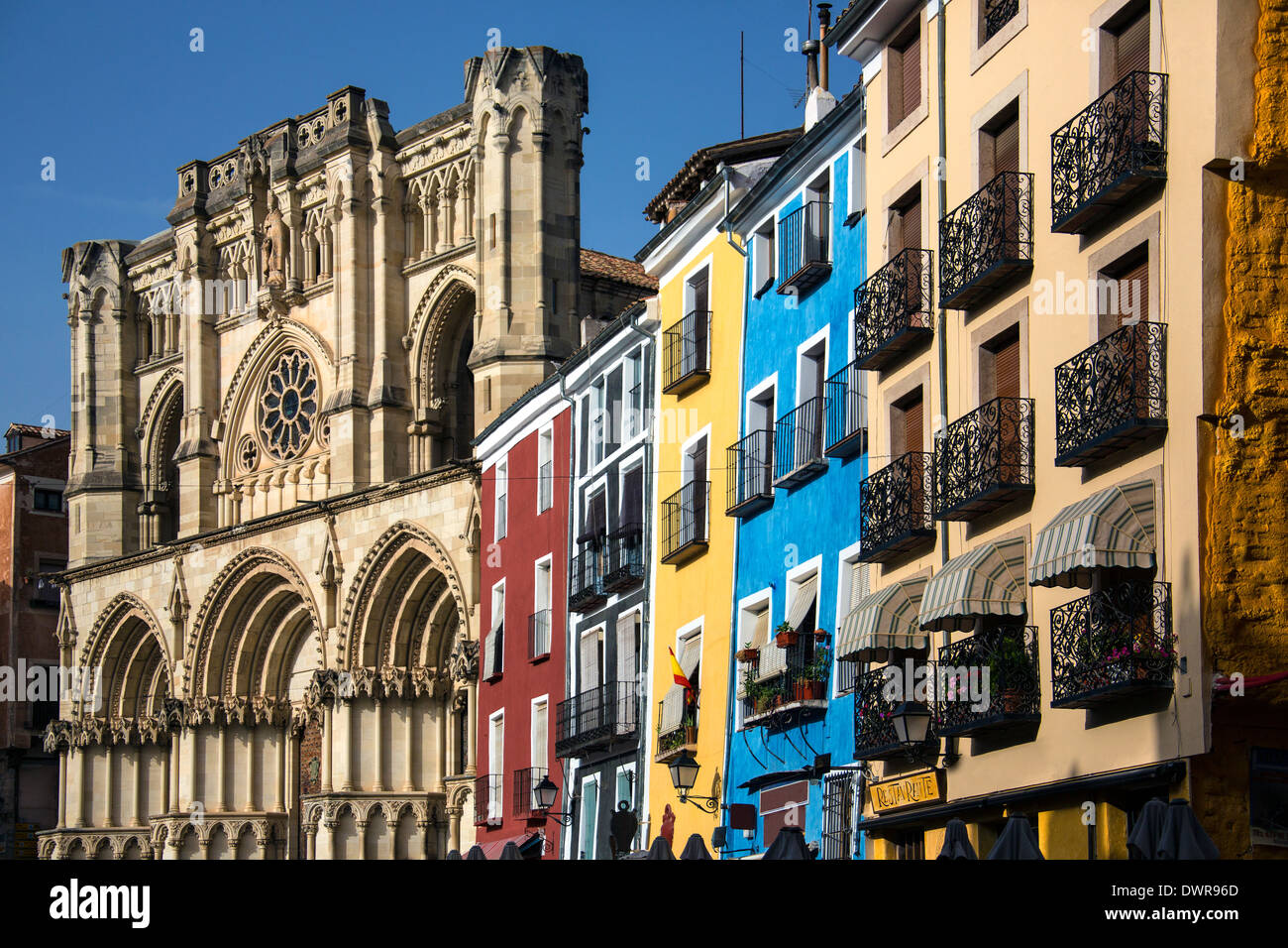La cattedrale in Plaza Major nella città di Cuenca in La Mancha di Spagna centrale. Foto Stock
