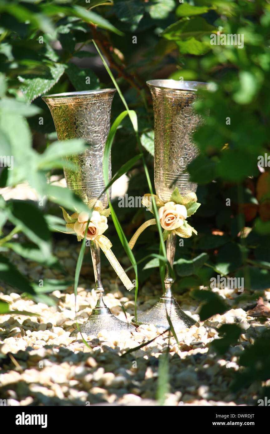 Nosiny 2 Mini Calici Vintage Oro Rame - Calici Da Vino Medievali In Lega Di Zinco Con Fiori In Rilievo - Per Prima Comunione E Altare - 100ml - 3