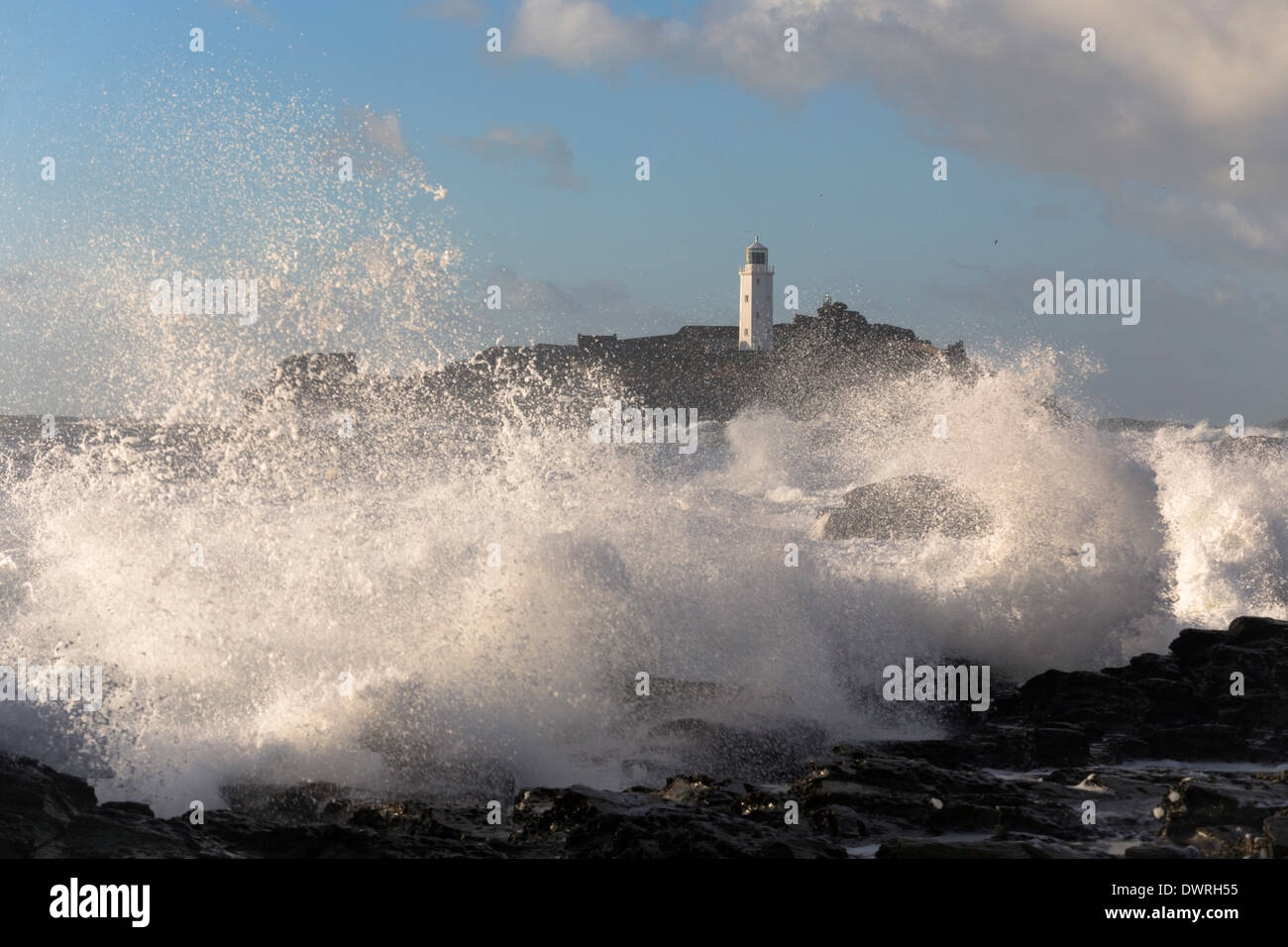 Godrevy; Faro; tempesta; Cornovaglia; Regno Unito Foto Stock