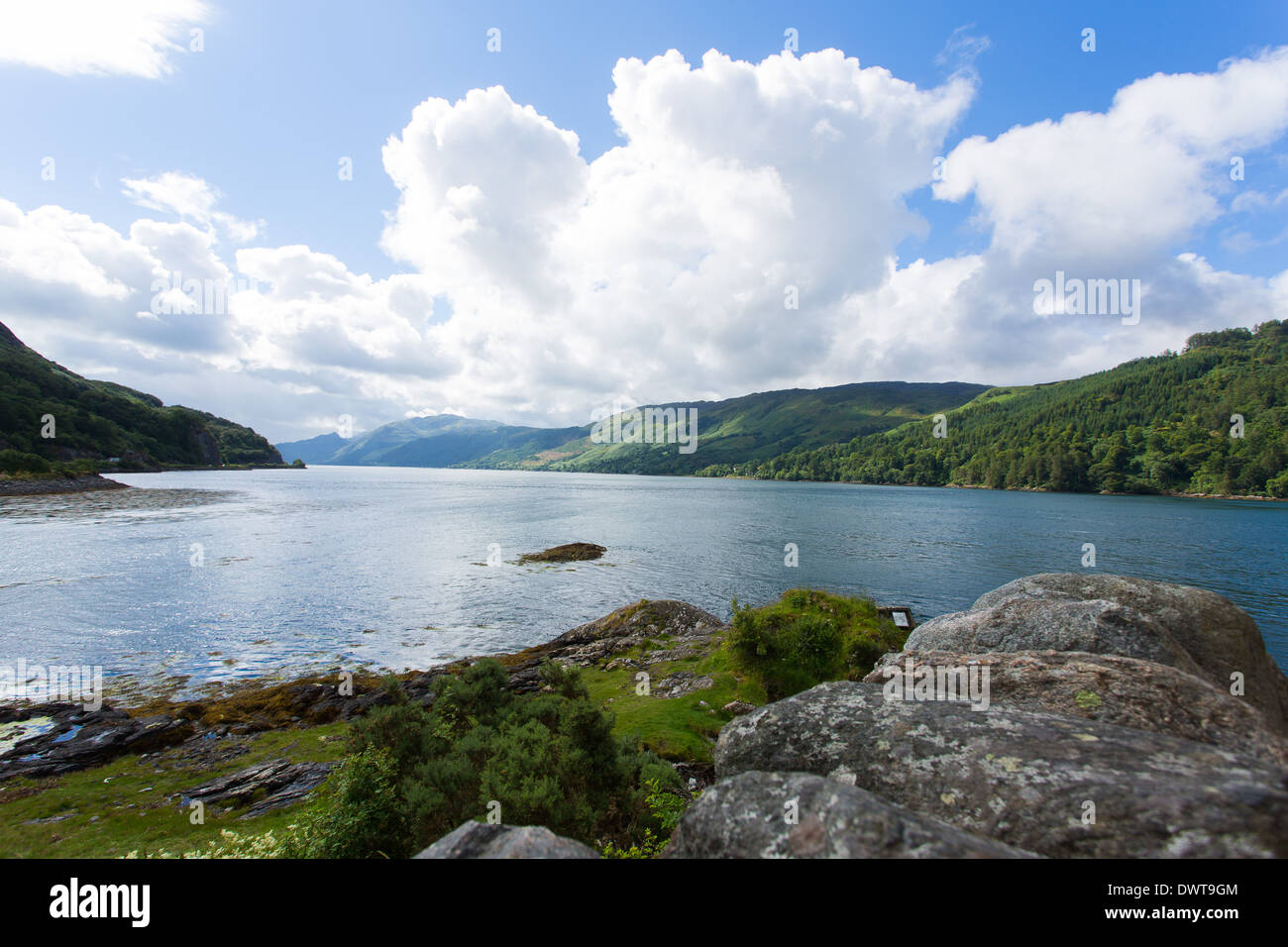 Loch Duich da Eilean Donan Foto Stock