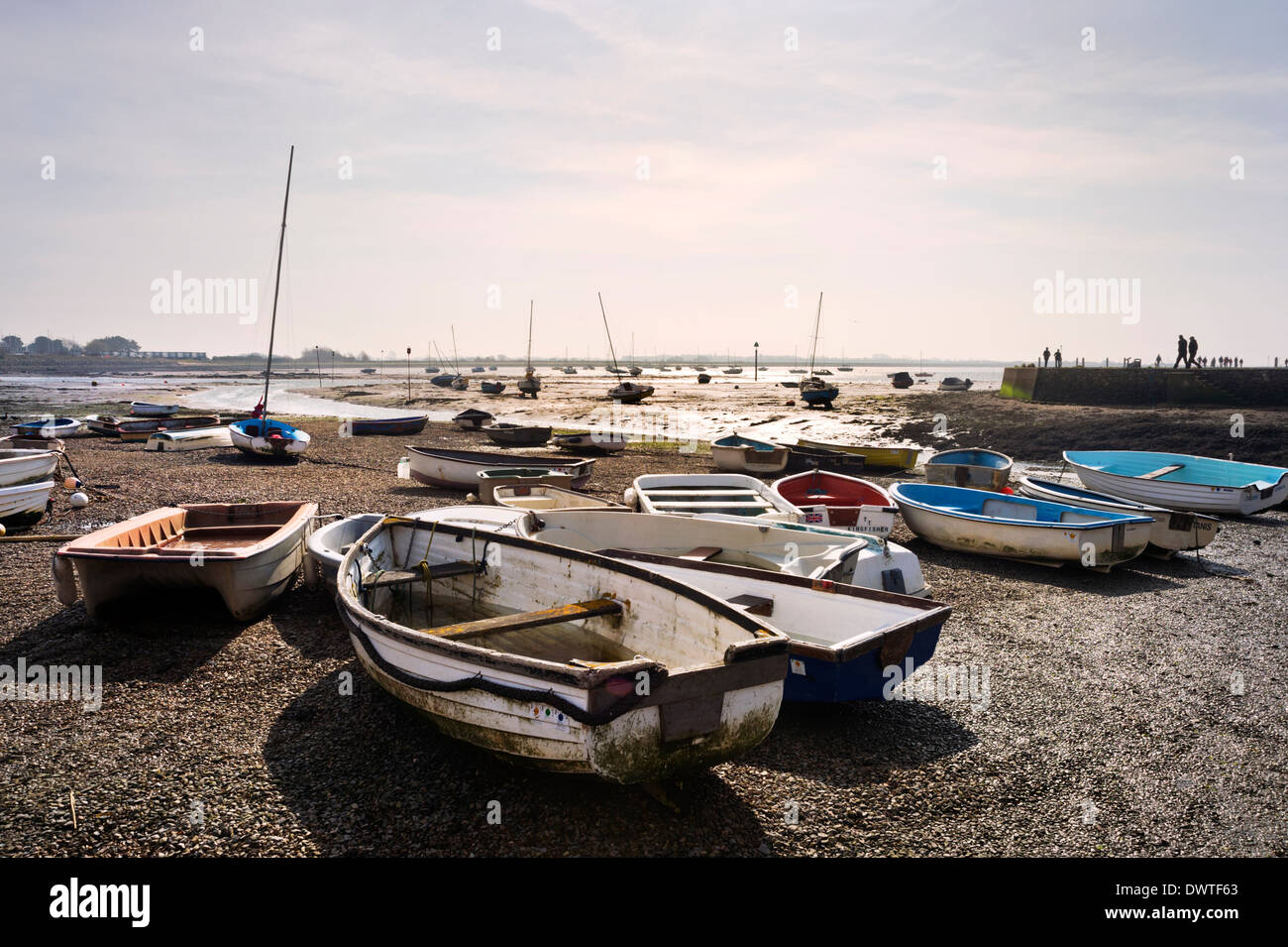 Il lungomare e il porto di la città balneare di Peschici, vicino a Portsmouth, Hampshire, Regno Unito Foto Stock
