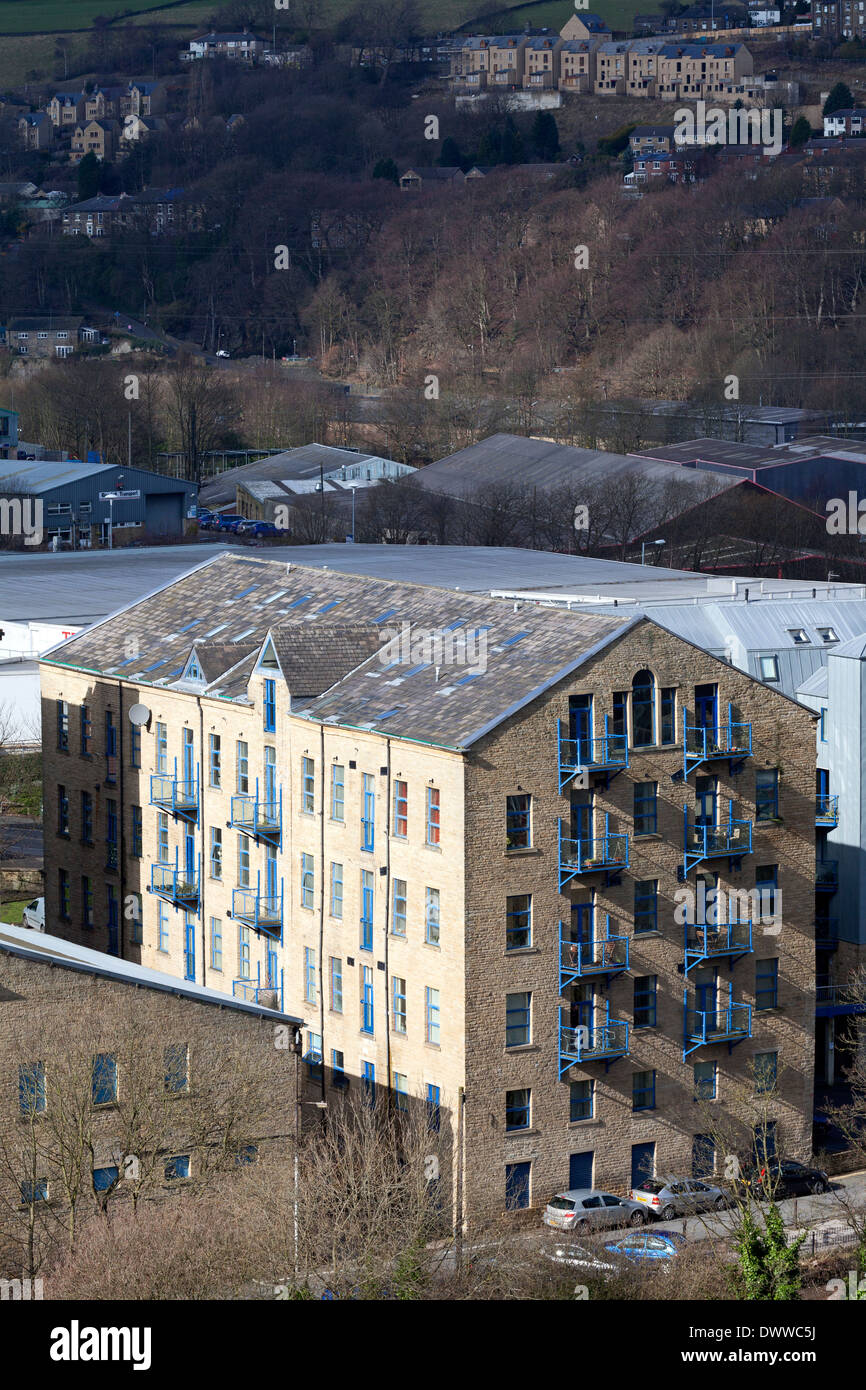 Ristrutturato ex mulino convertito in appartamenti, Sowerby Bridge, West Yorkshire Foto Stock
