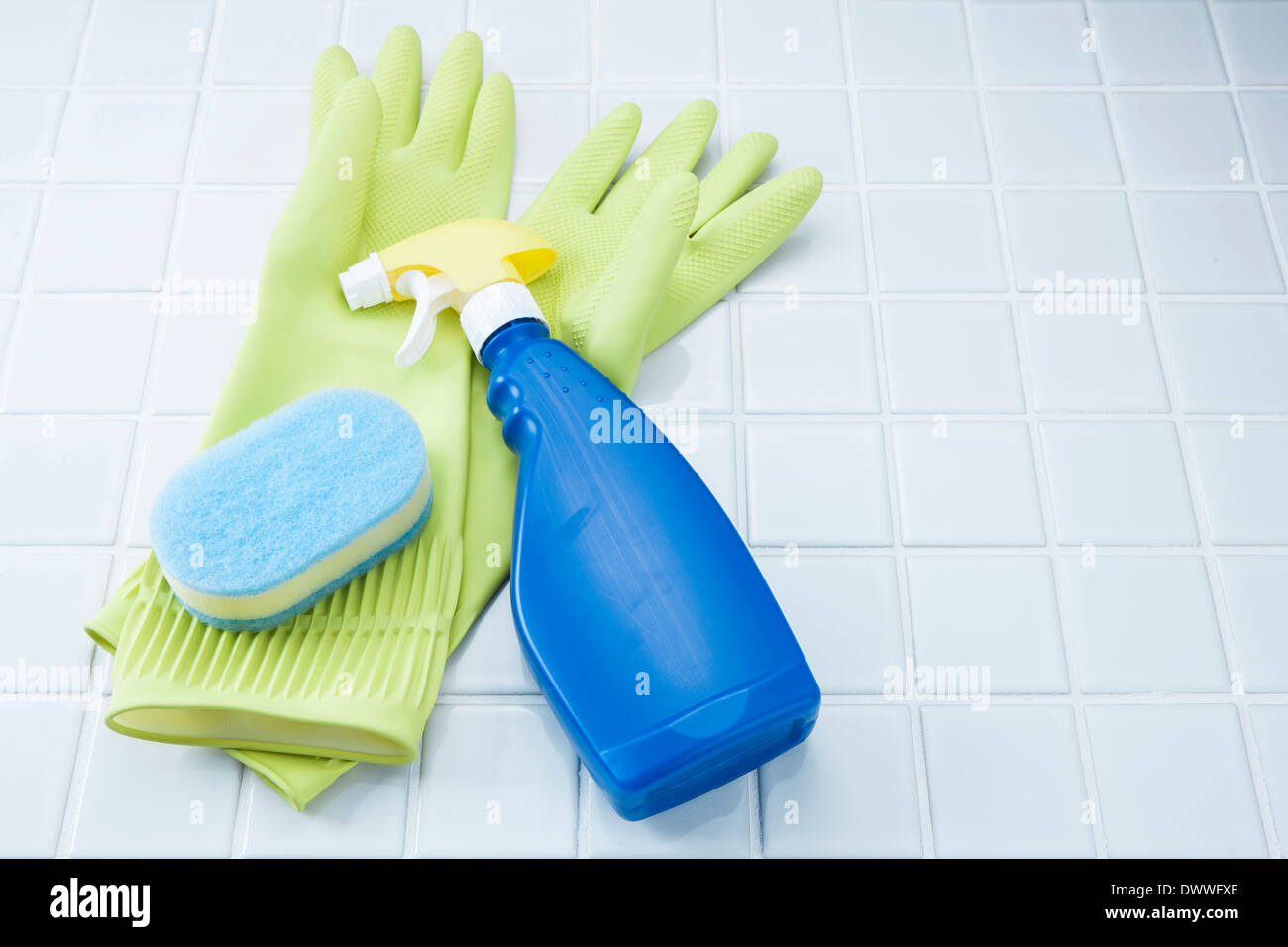 Guanti in gomma e spugna Foto Stock