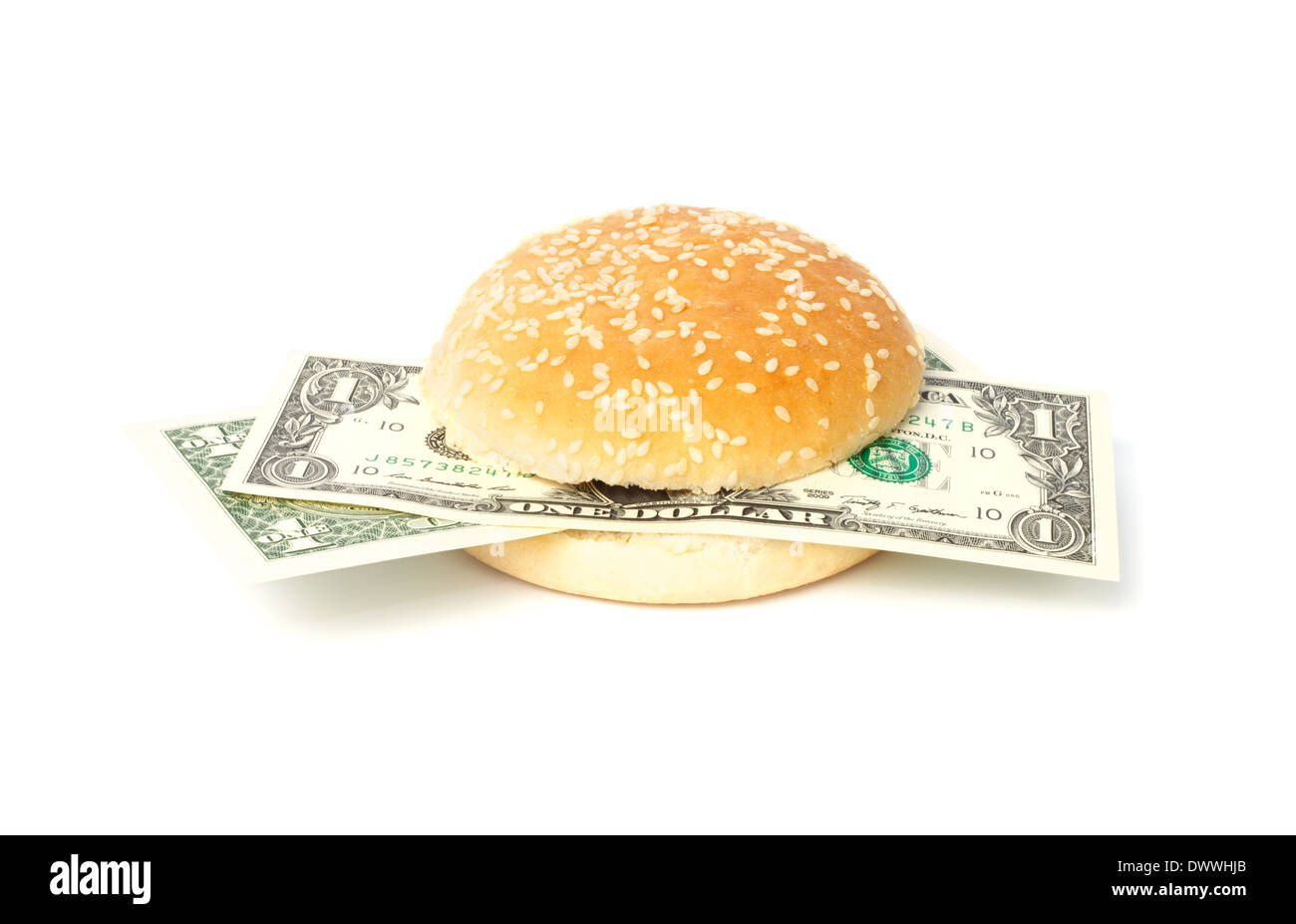 Dollar burger con banconote su sfondo bianco Foto Stock