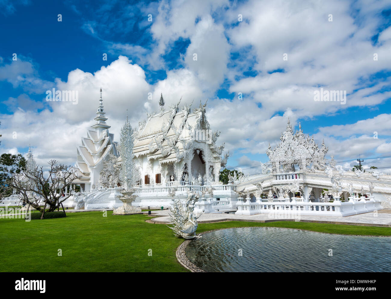 Wat Rong Khun (bianco Tempio), Chiang Rai, Thailandia Foto Stock