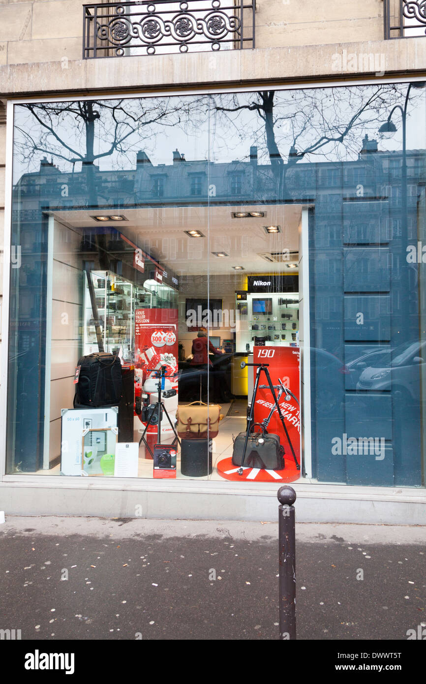 Fotocamera ProPhot store, Boulevard Beaumarchais, Parigi, Francia Foto Stock