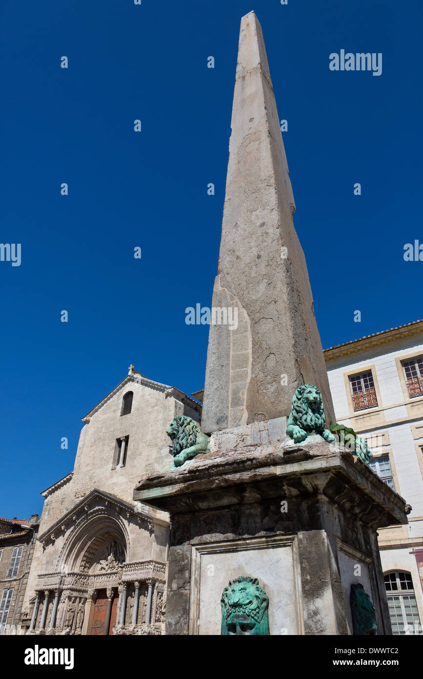 Arles in Provenza regione del sud della Francia. Foto Stock