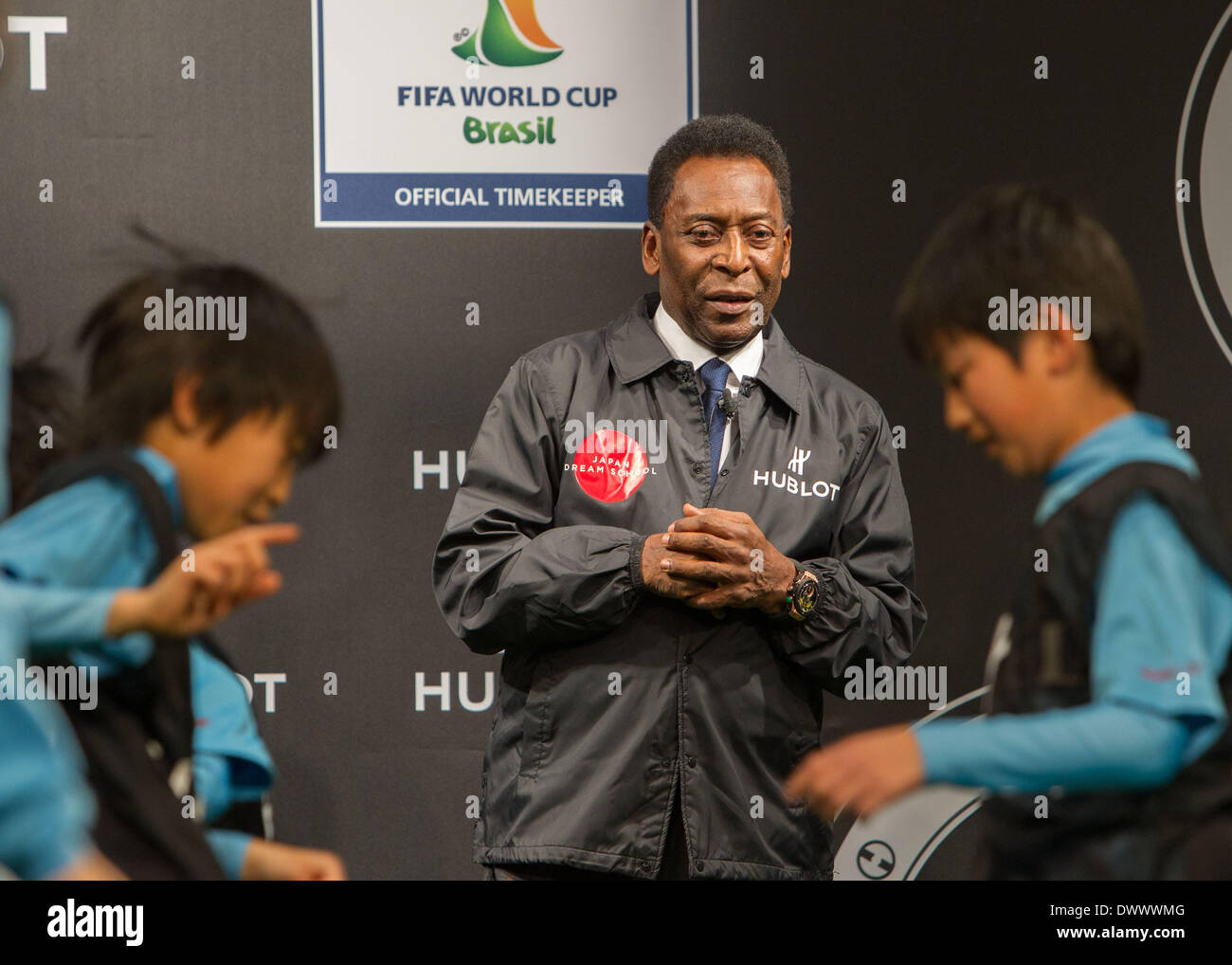 Tokyo, Giappone. Xiv Mar, 2014. Una fotografia scattata a Marzo 13, 2014 mostra Edson Arantes do Nascimento conosciuto anche come 'Pele' durante la Hublot funzione di beneficenza al Giappone Football Association edificio nel centro di Tokyo. La Carità evento generato un totale di 3 milioni di yen in cui i fondi saranno donati per aiutare le vittime di Tohoku del marzo 11 disastro nel 2011. Credito: AFLO/Alamy Live News Foto Stock