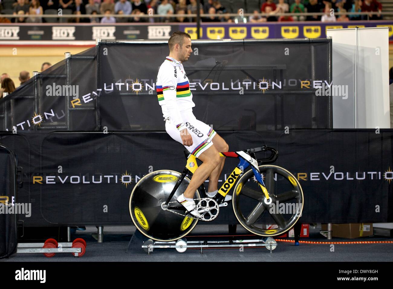 Lee Valley VeloPark, Londra, Regno Unito. Il 14 marzo 2014. Serie di rivoluzione ciclismo su pista Round 5, giorno 1. Francois Pervis riscaldamento Credit: stili di Neville/Alamy Live News Foto Stock