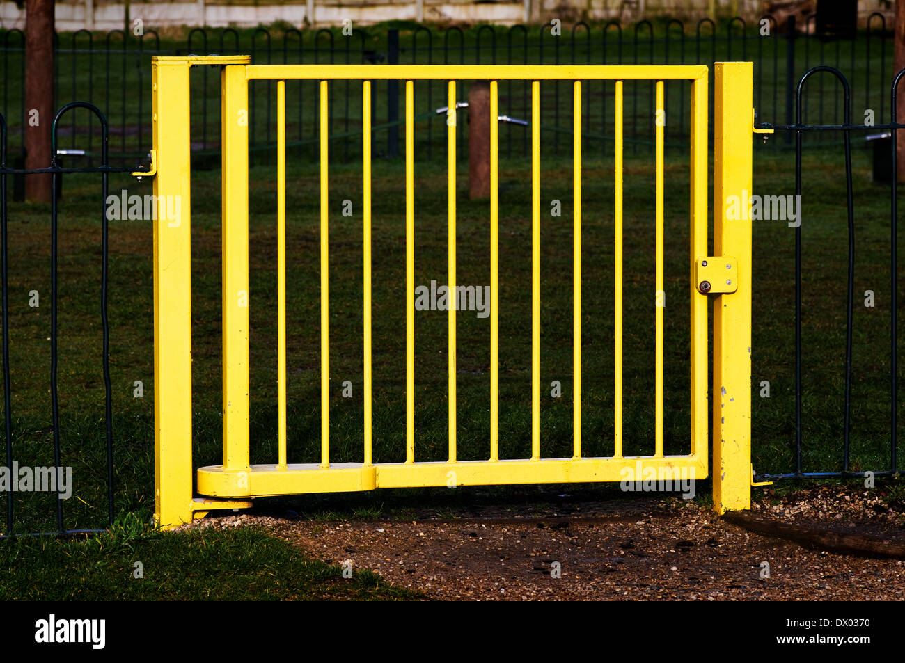 Cancello giallo Foto Stock