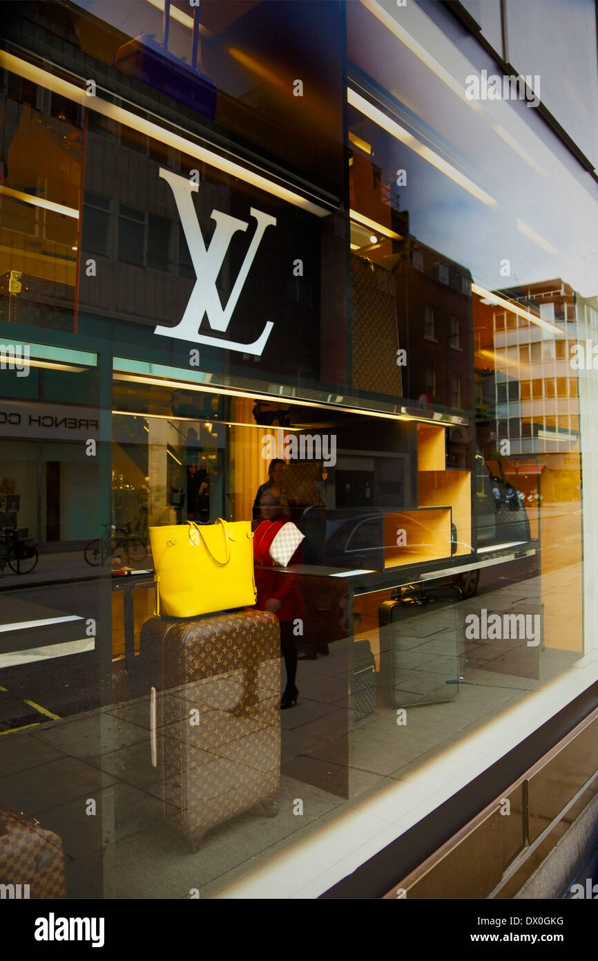 Vetrina Louis Vuitton, Bond Street, Londra, Regno Unito. Foto Stock