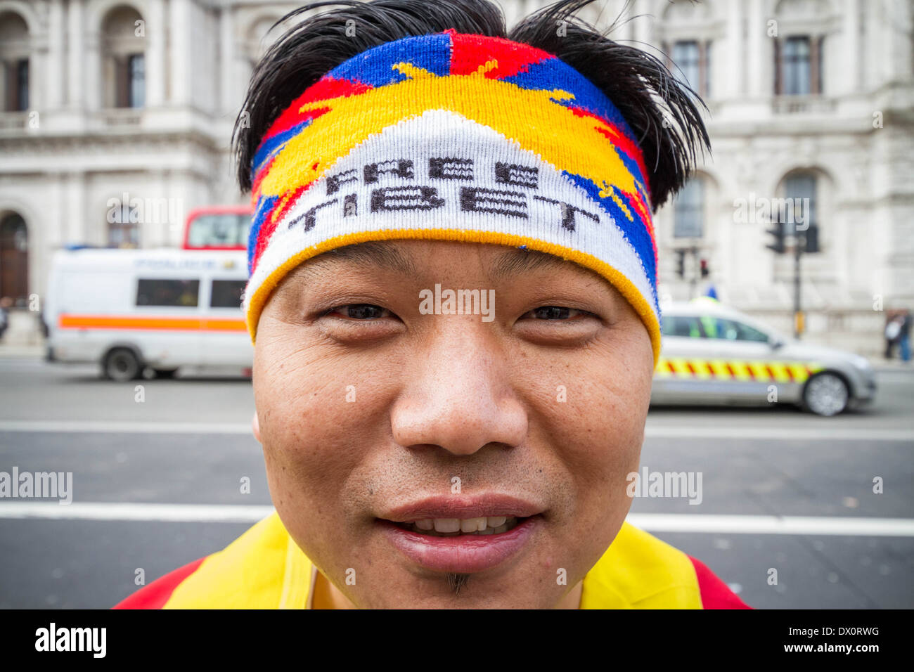 Tibet annuale marcia di protesta per la libertà da occupazione cinese a Londra Foto Stock
