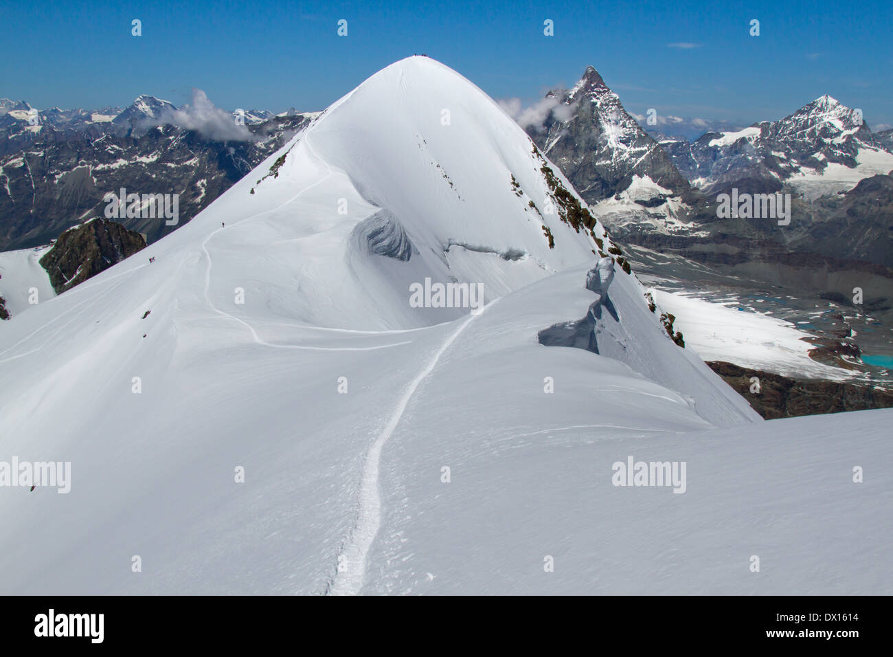 Breithorn e Cervino visto dal Breithorn traversata Monte Rosa massiccio, Alpi, Italia, UE Foto Stock